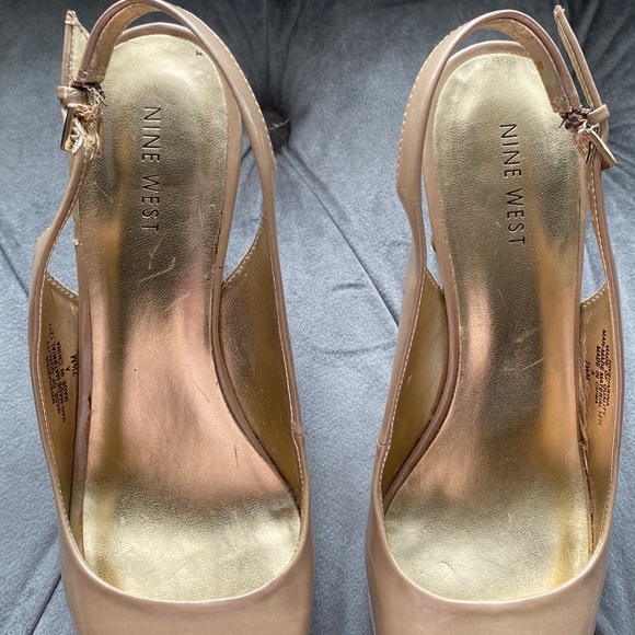 Nine West 7 1/2 Tan Faux Patent Leather Heels - Picture 7 of 14